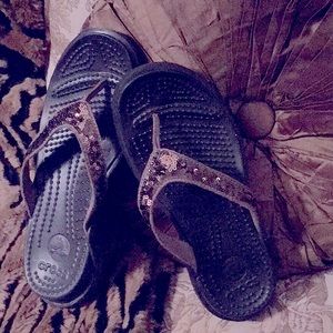 NWT brown sequin Crocs flip flops